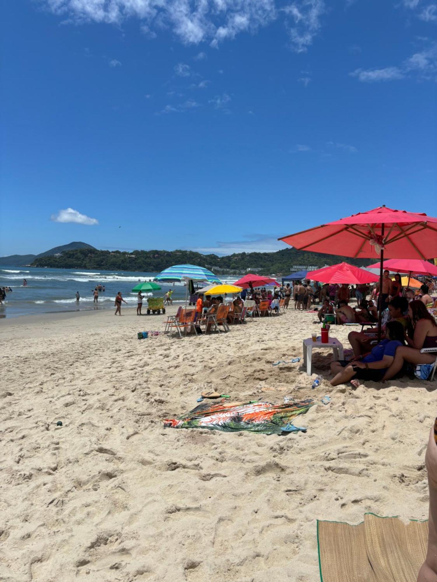 Condominio Com Muita Diversao Toninhas Ubatuba Exterior foto